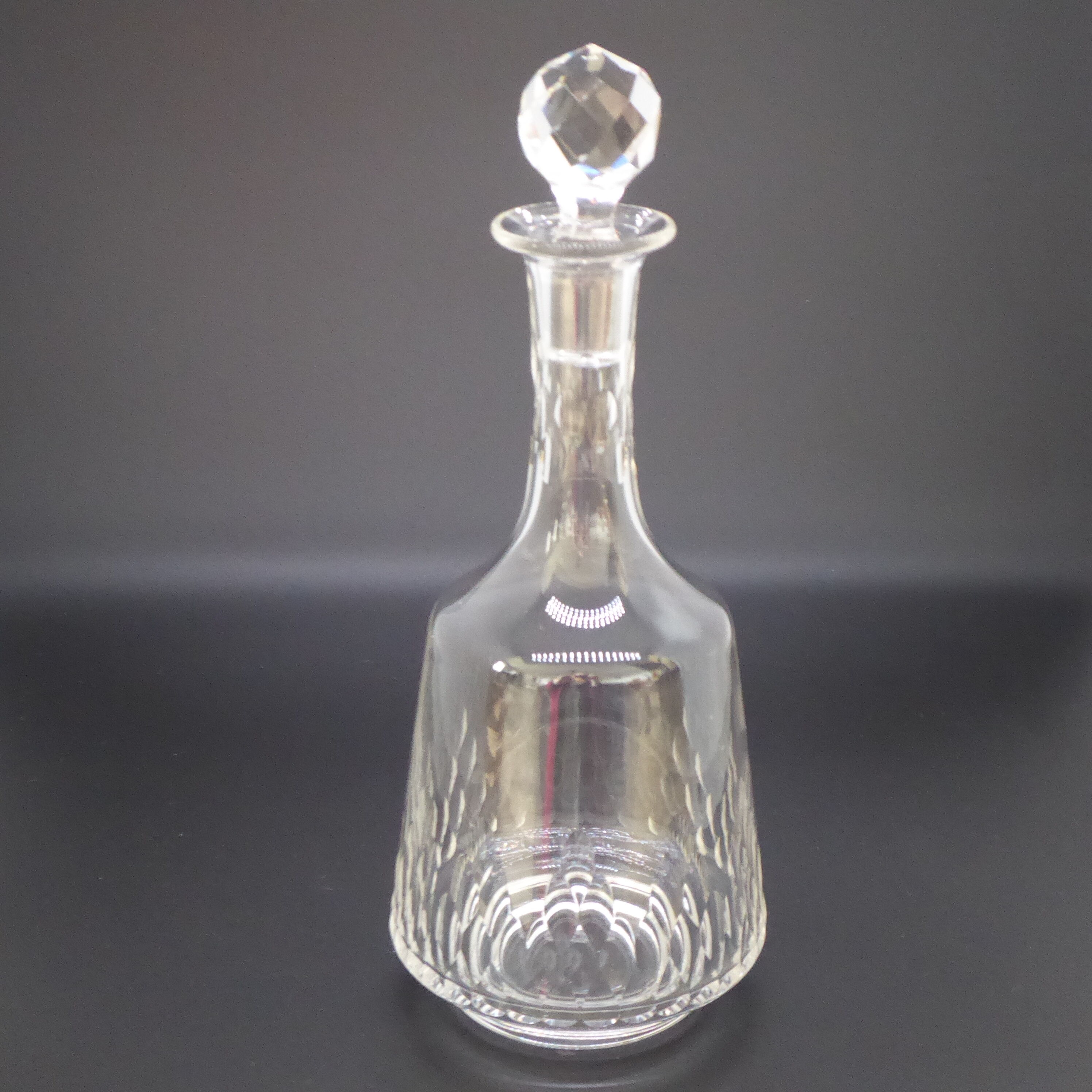 Glass decanter