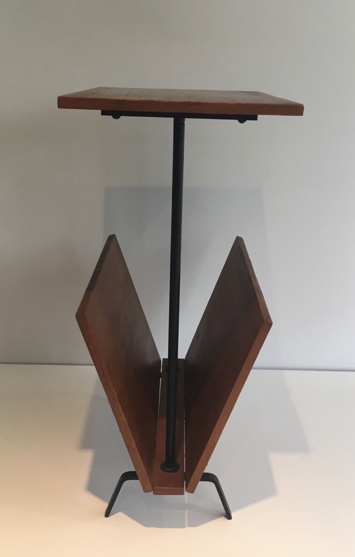 Black lacquered wood and metal magazine rack France 1950