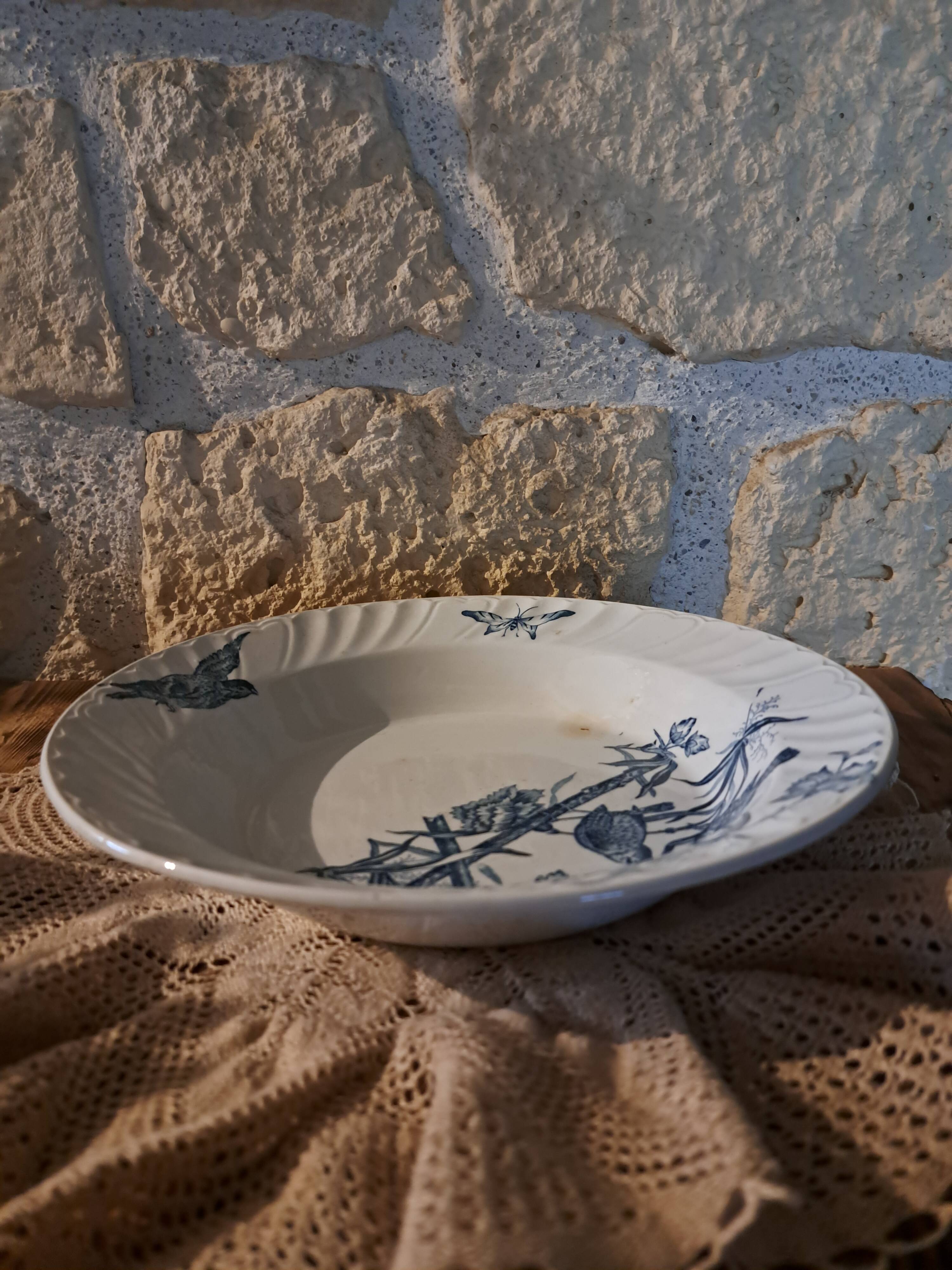 Plat rond creux Saint Amand Hamage Aucella