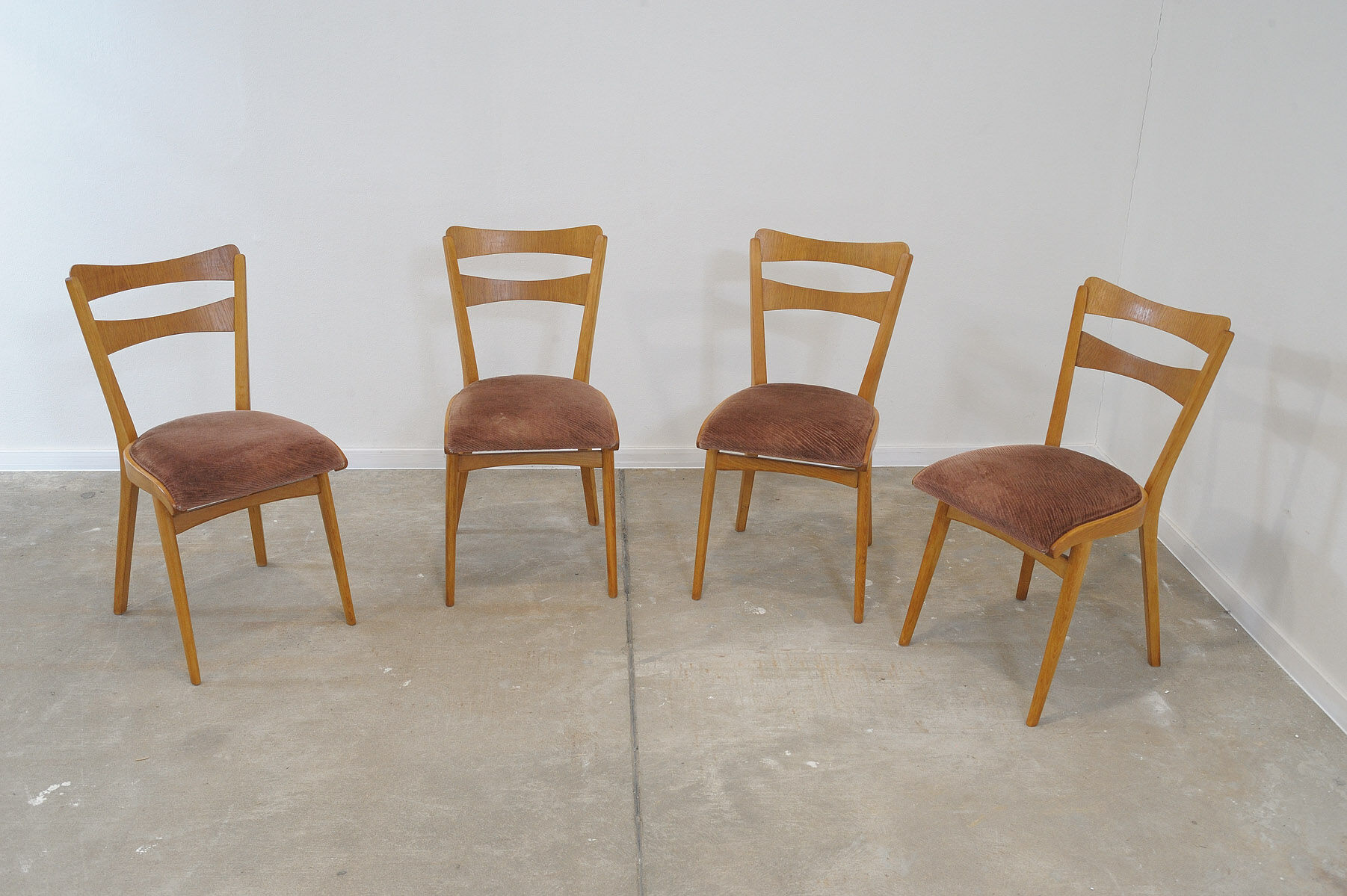Chaises de salle à manger Mid century by Tatra nabytok, Set de 4