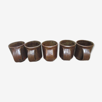 Five cups in stoneware