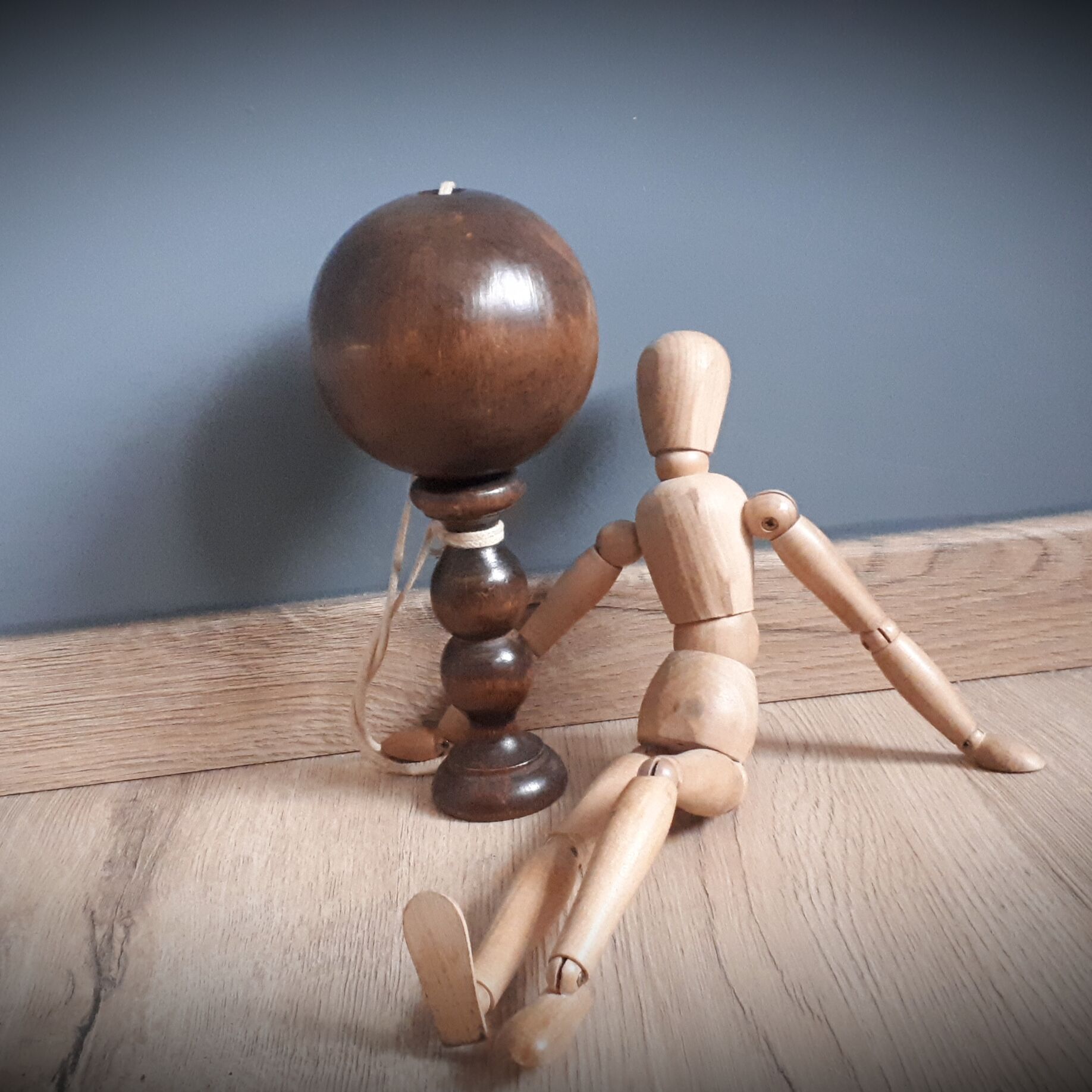 Old solid wood bilboquet