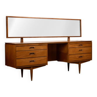 Coiffeuse en teck du milieu du siècle avec miroir réglable, années 1960
