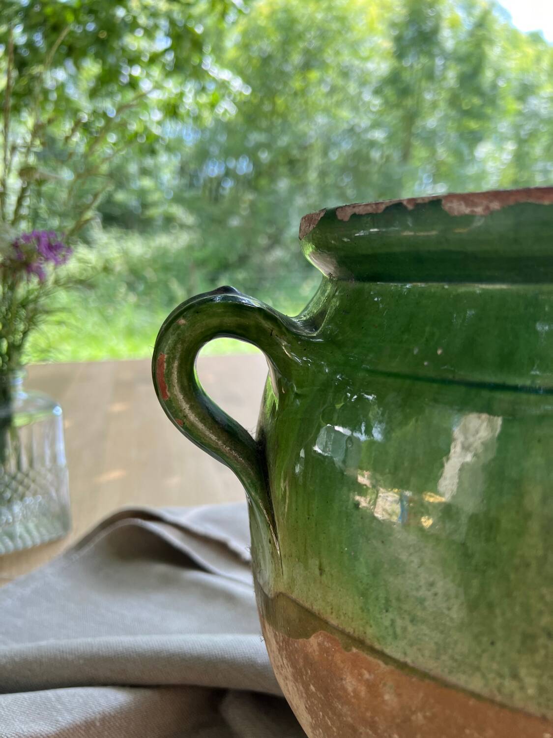 Glazed green confit pot