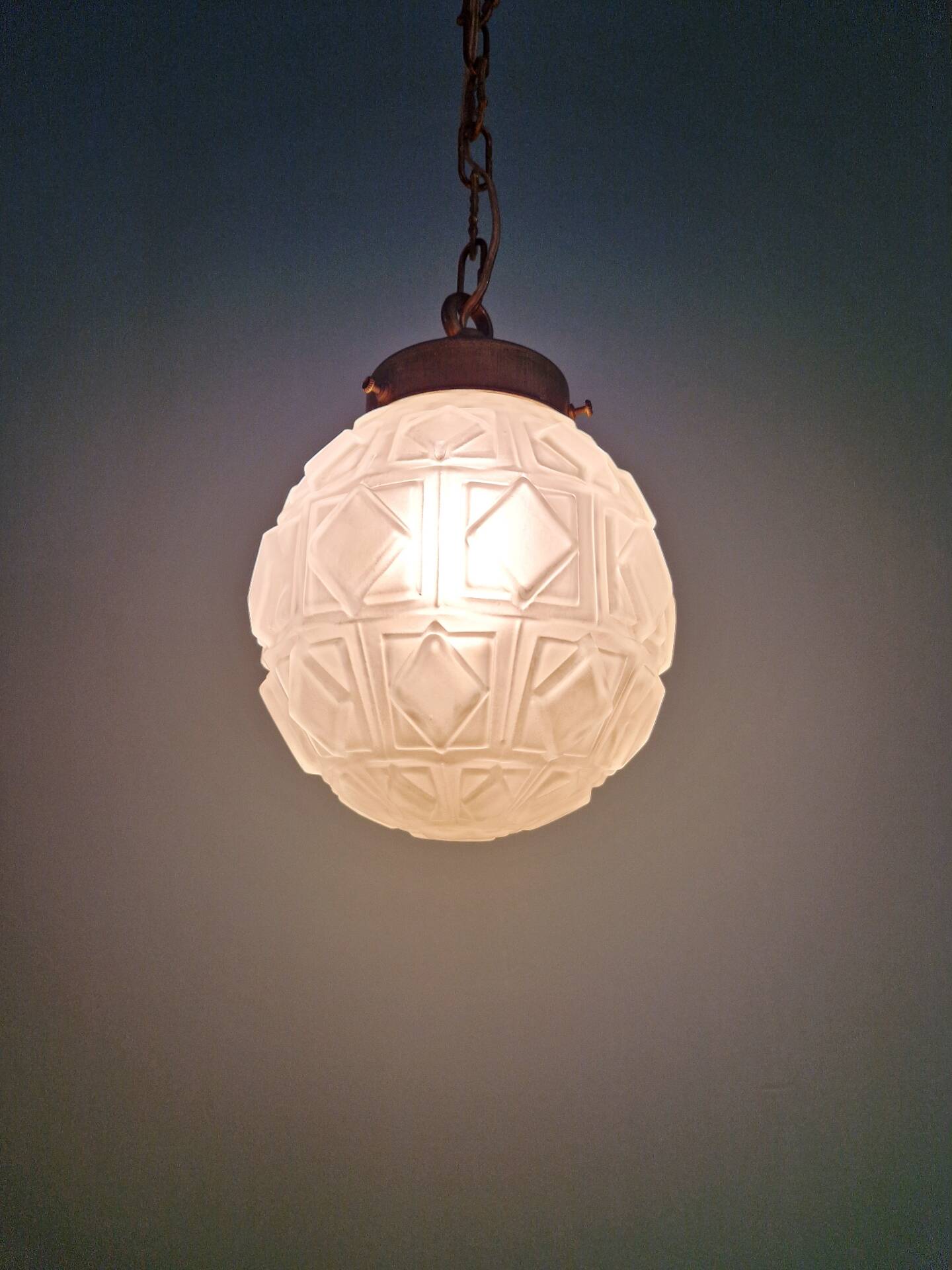 Art Deco suspension in frosted pressed glass, 1930s