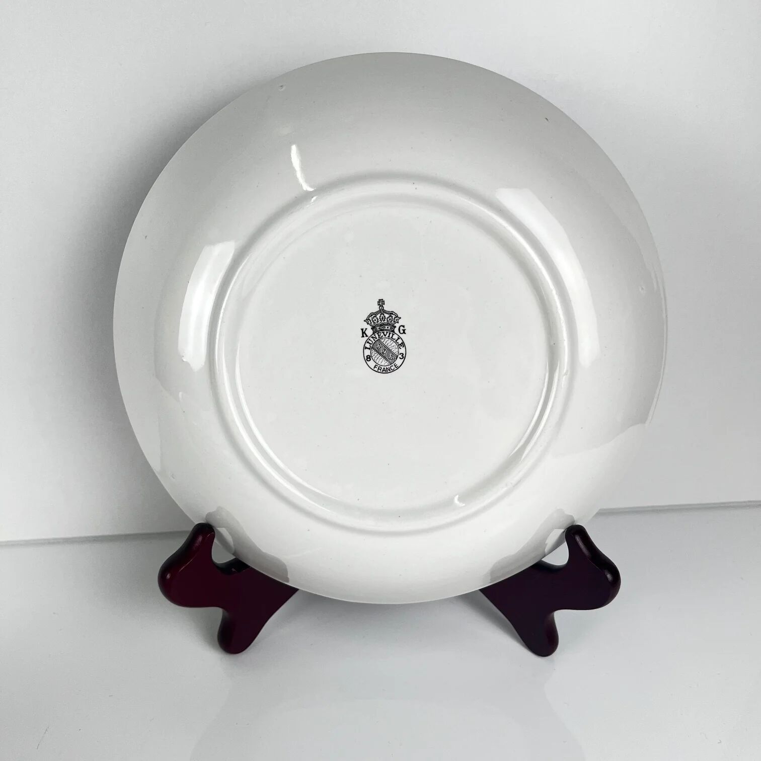 Set of 6 calotte plates Model Réverbère by KG Lunéville, tulip & rose pattern.