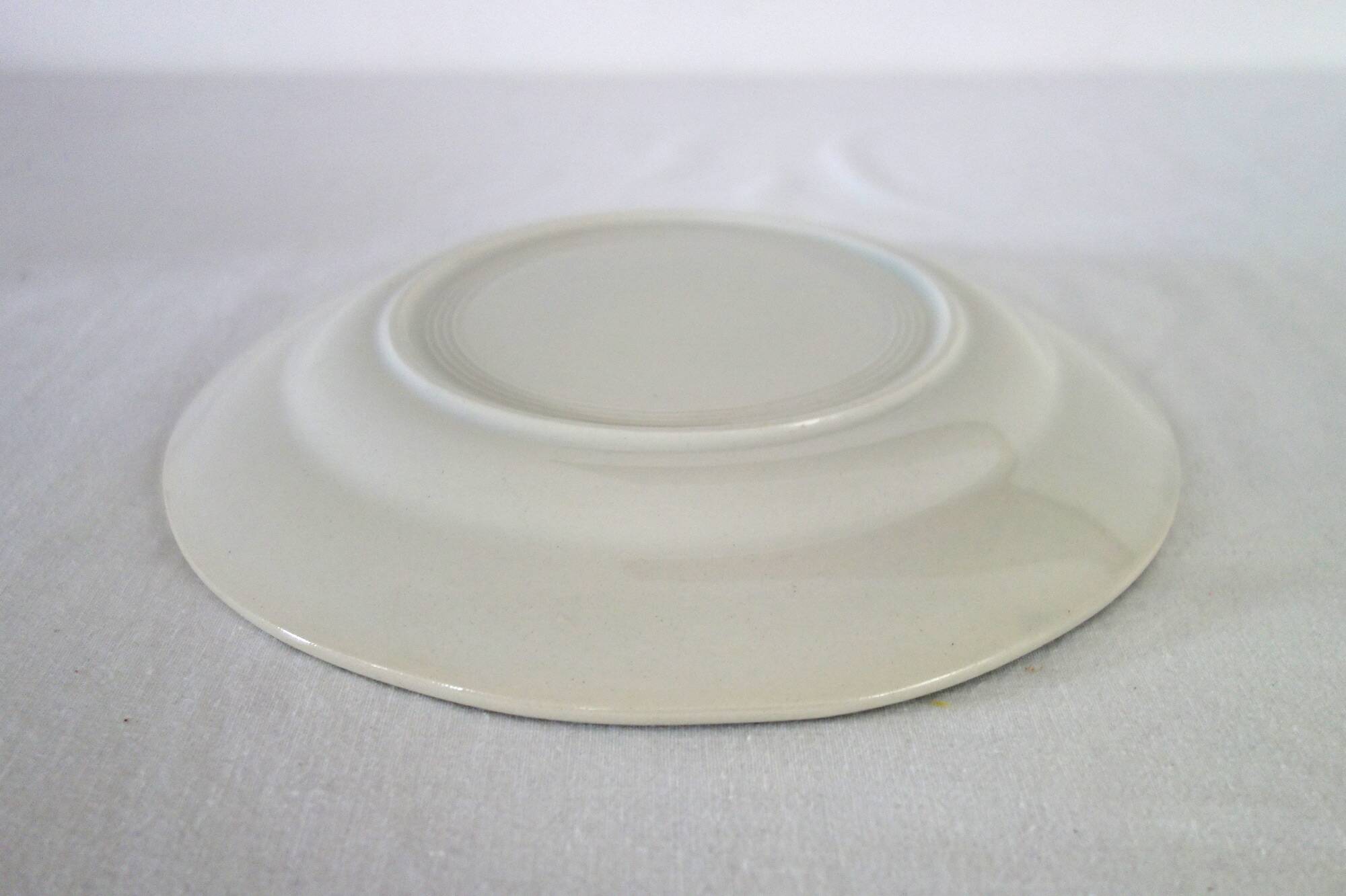 6 vintage Badonviller earthenware flat plates