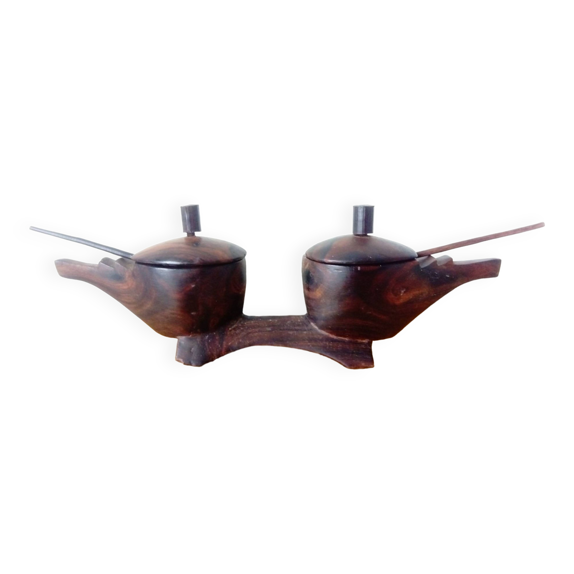 Salt and pepper shakers in carved wood, african craftsmanship