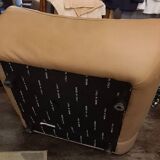 Individual leather armchair