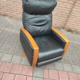 Luxury lusch vintage leather armchair