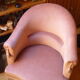 Fauteuil crapaud velours rose