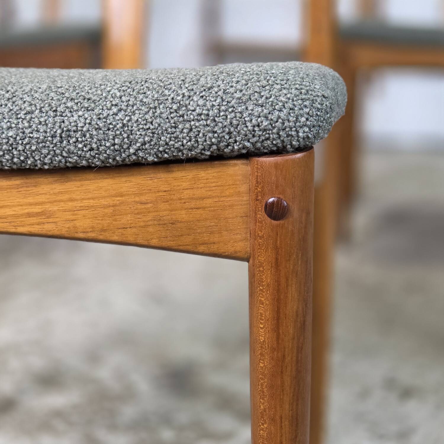 5x Johannes Andersen 'Juliane' vintage 1960s Danish chairs