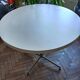 Table ronde blanche de cuisine