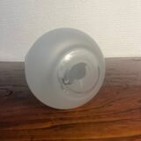 Duo vase en verre dépoli à fleurs noire et rose années 1980