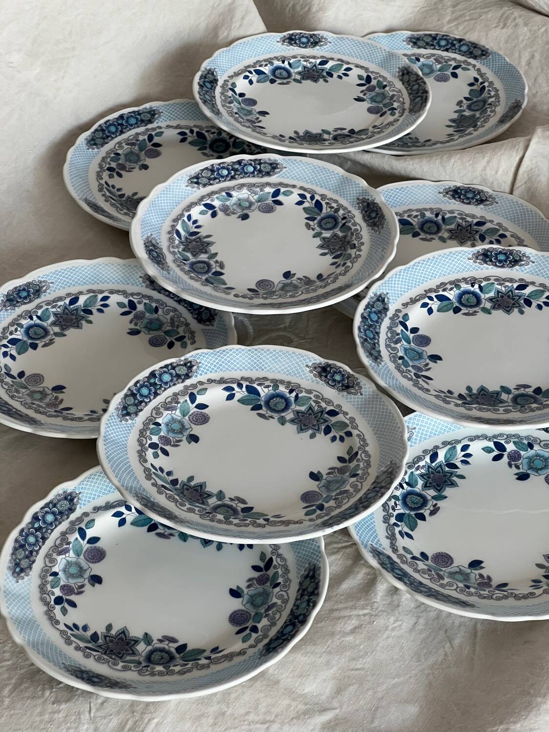 10 dessert plates 1960 Manufacture Pontesa