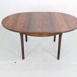 Scandinavian Modern Extendable Oval/Round Dinning Table, 1960, Denmark