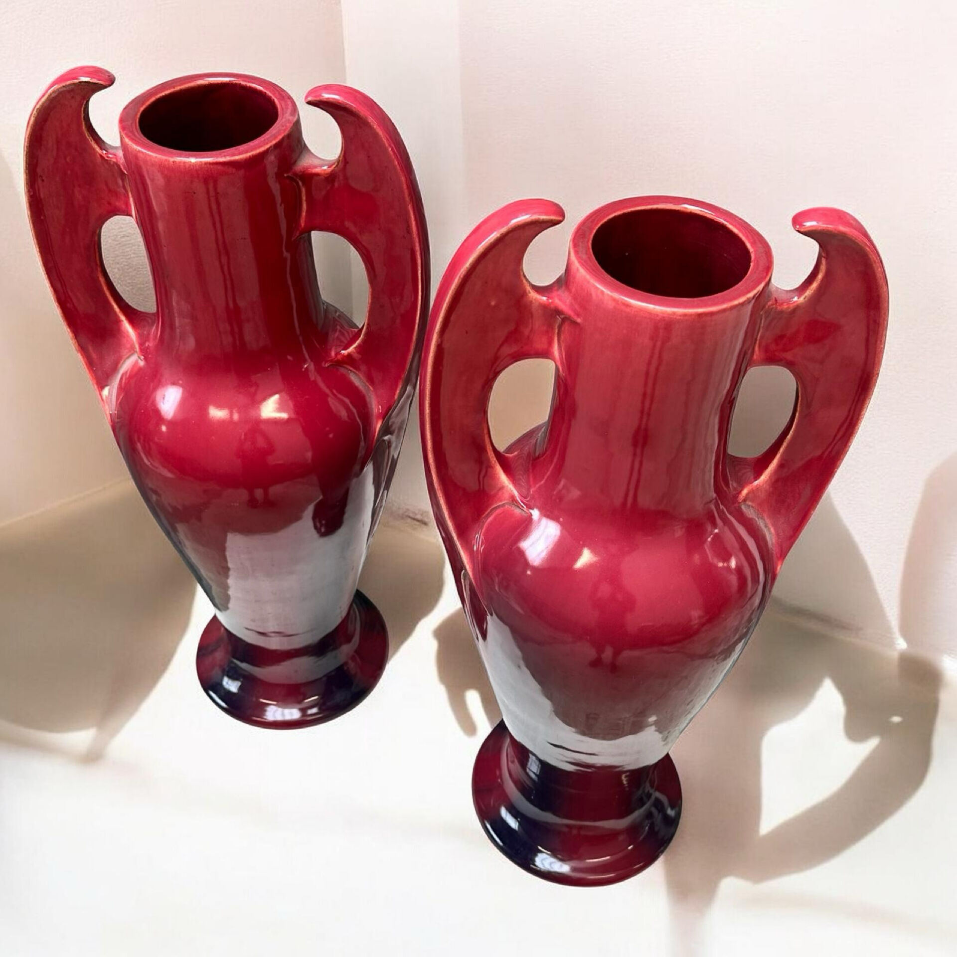 Clément Massier -  Paire de grands vases - Art nouveau - Rouges