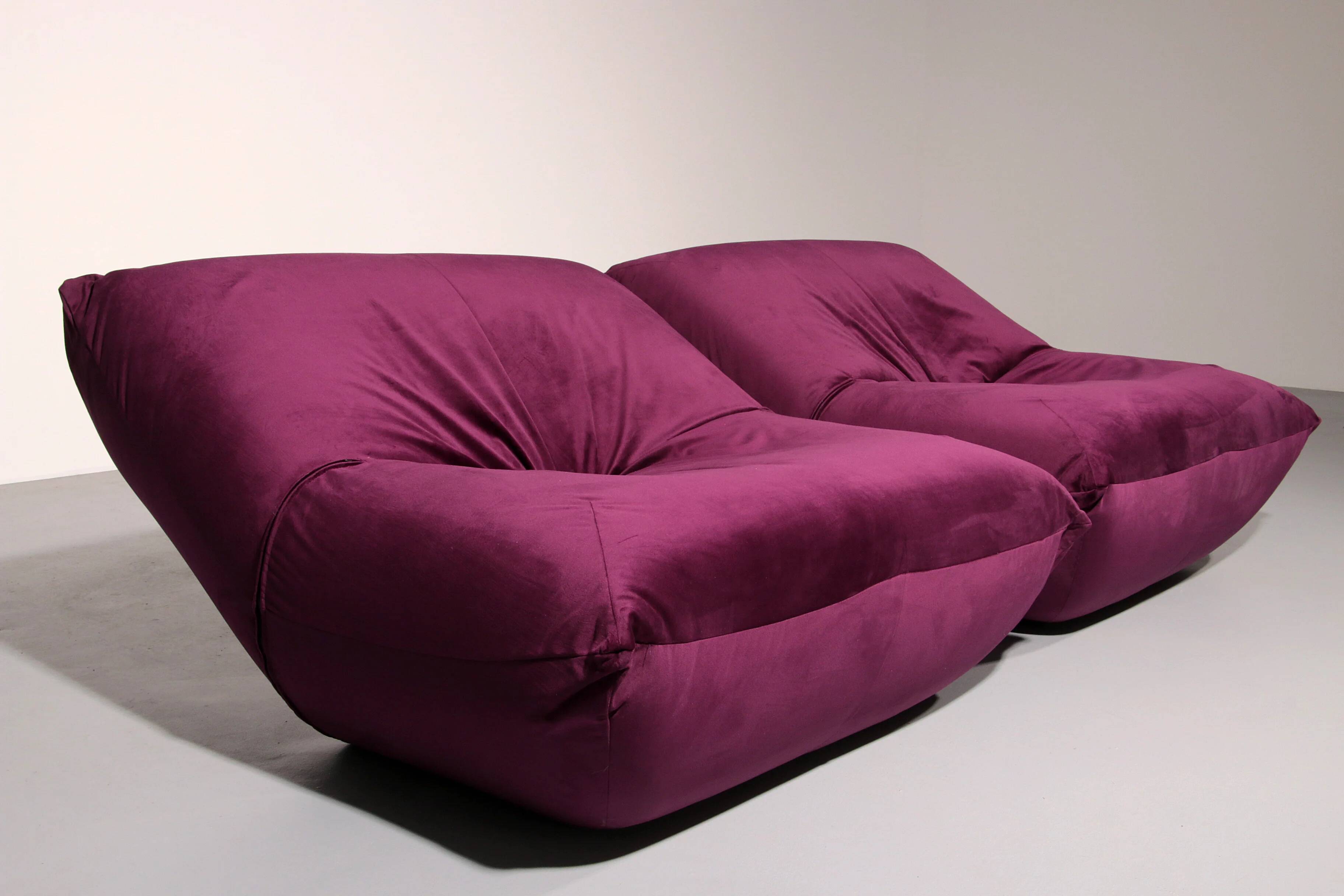 Purple Papillon lounge chairs by Guido Maria Rosati for Giovannetti, mind condition
