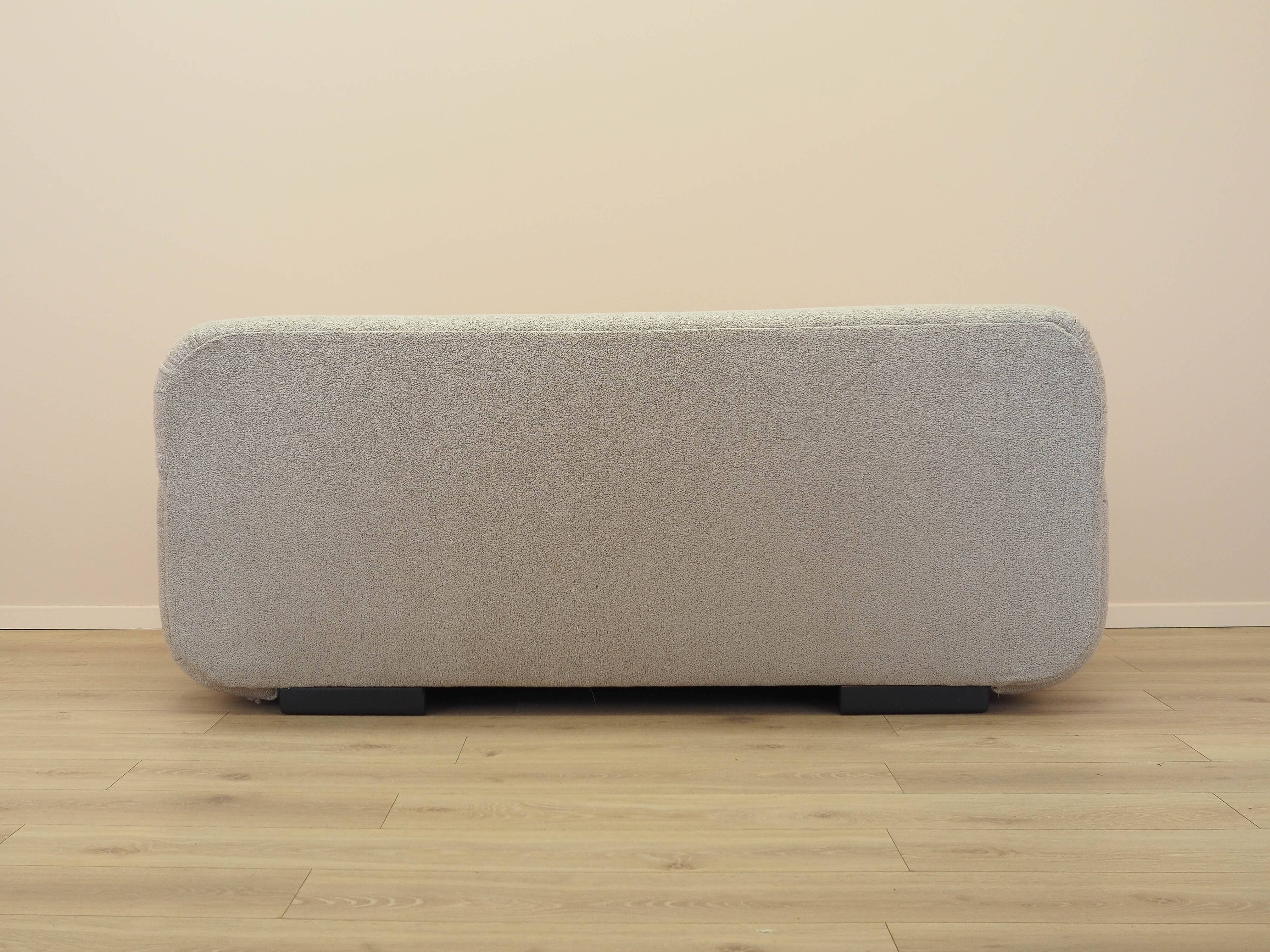 Two-seater sofa, Italian design, 1970s, manufactured in Italy