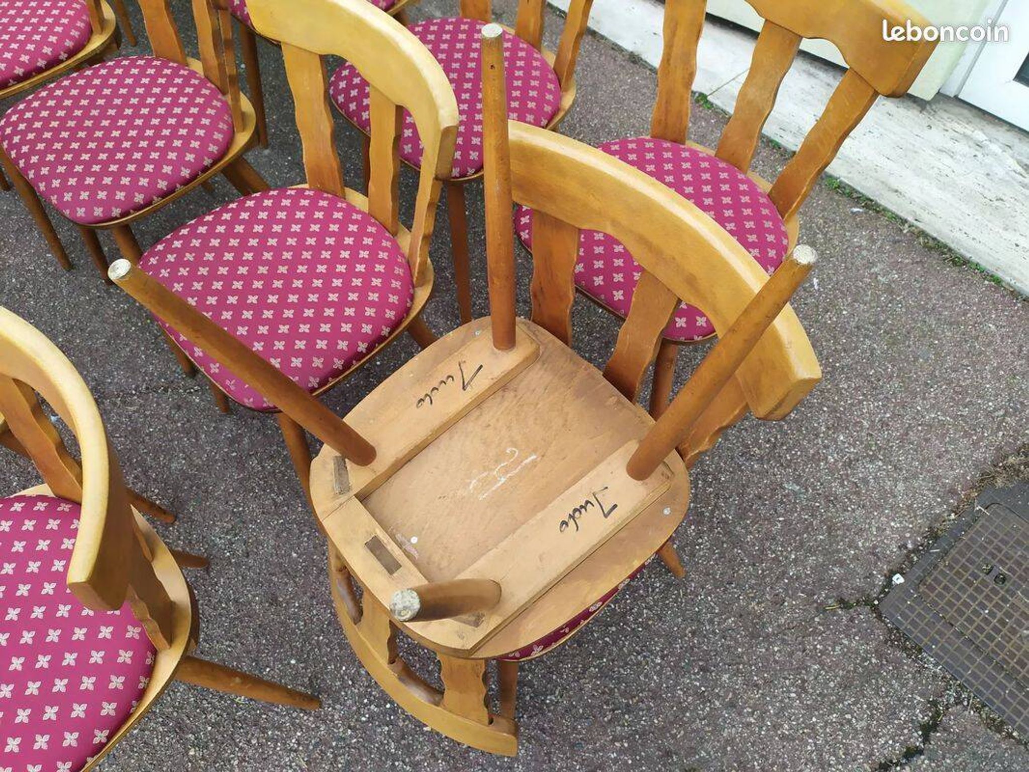 Set of 20 vintage wooden bistro chairs with cushions, year 7