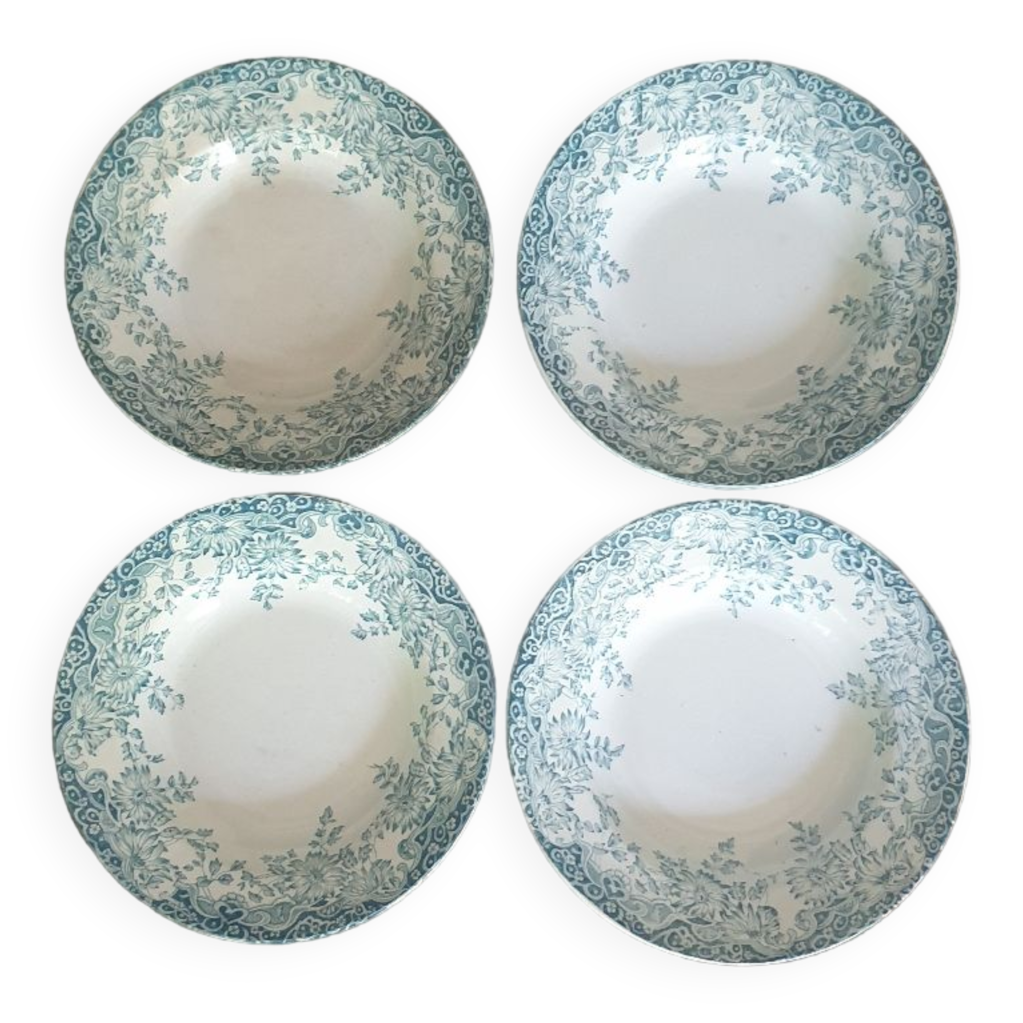 Four plates Trianon St Amand