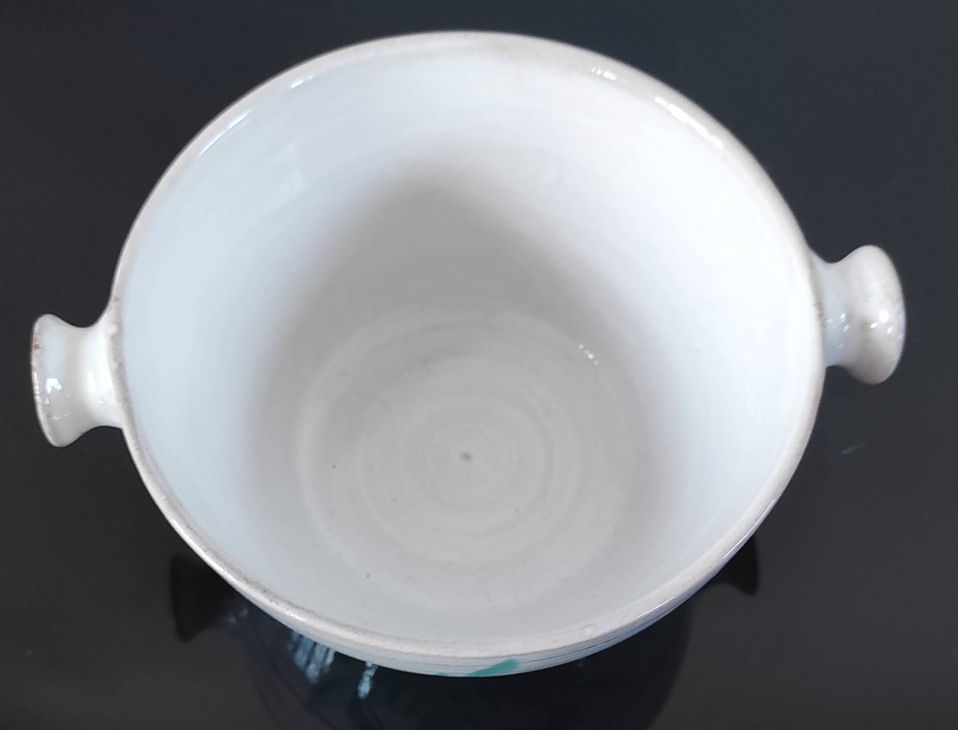 Earthenware bowl with handles in handmade ceramic