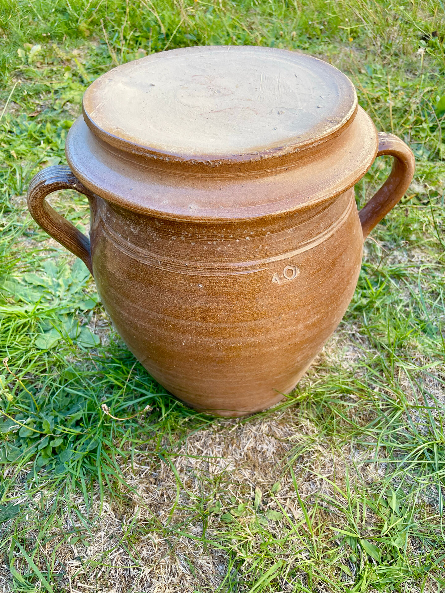 Set of jars, salt cellar, terracotta and stoneware pot
