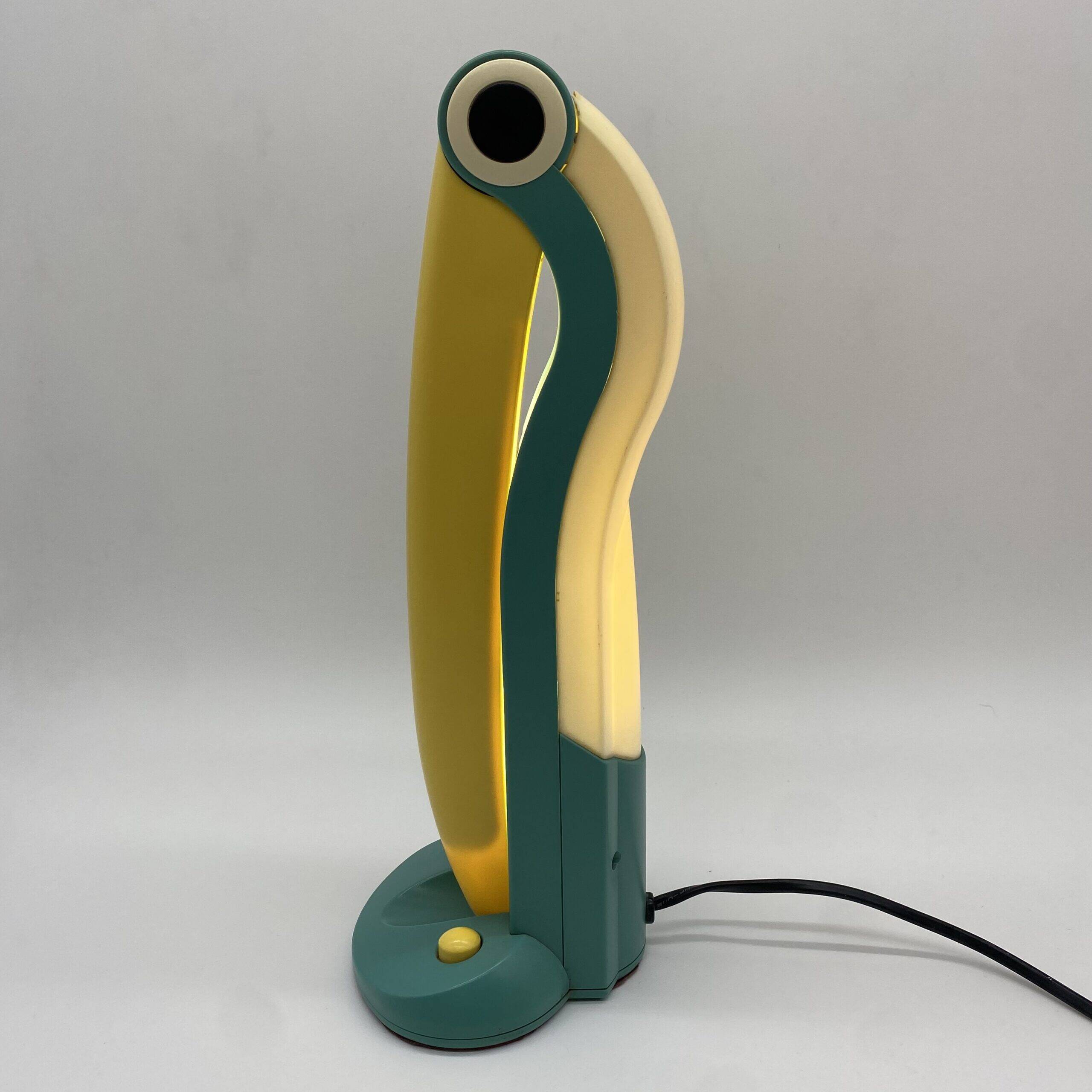 Toucan lamp "original" – H.T. Huang, Jiun Yo Co. Ltd., 1980s