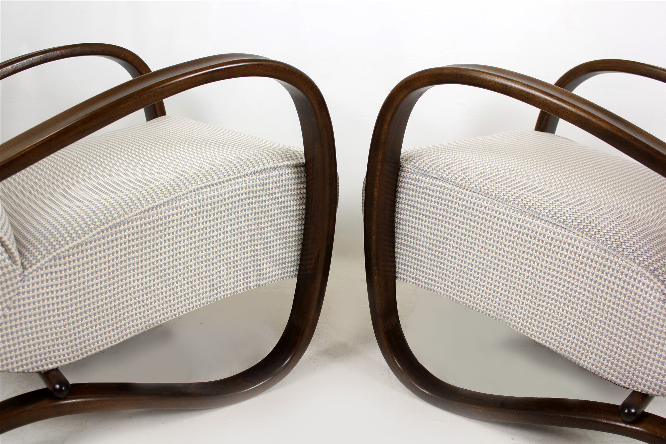 Set of 2 H - 269 armchairs by Jindrich Halabala, 1930s