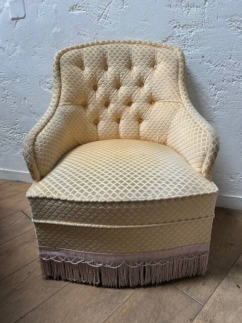 Velvet toadstool armchair