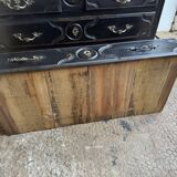 18th-century old chest of drawers, known as Parisian, with 4 drawers in a black patina.