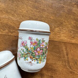 Porcelain pepper shaker set