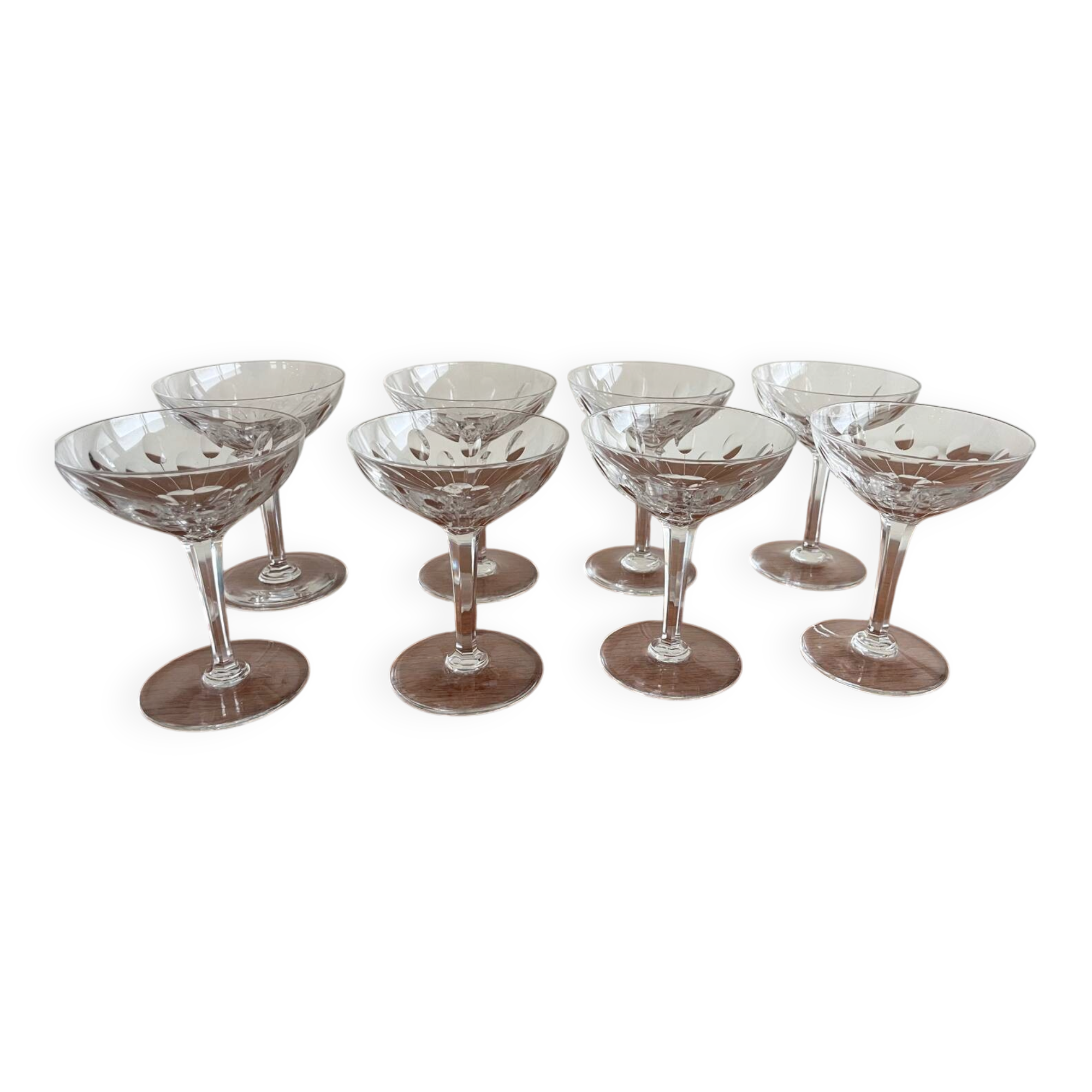 8 Coupes À Champagne En Cristal Val Saint Lambert Modèle Nestor.   Pa