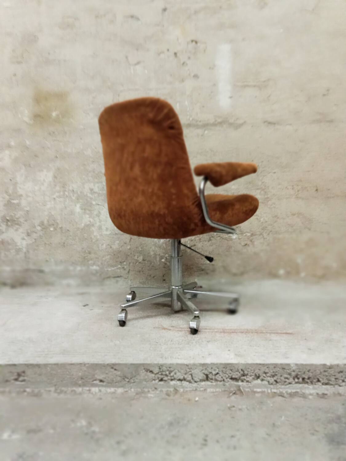 Desk chair