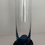 4 blue crystal glasses with rectangular base