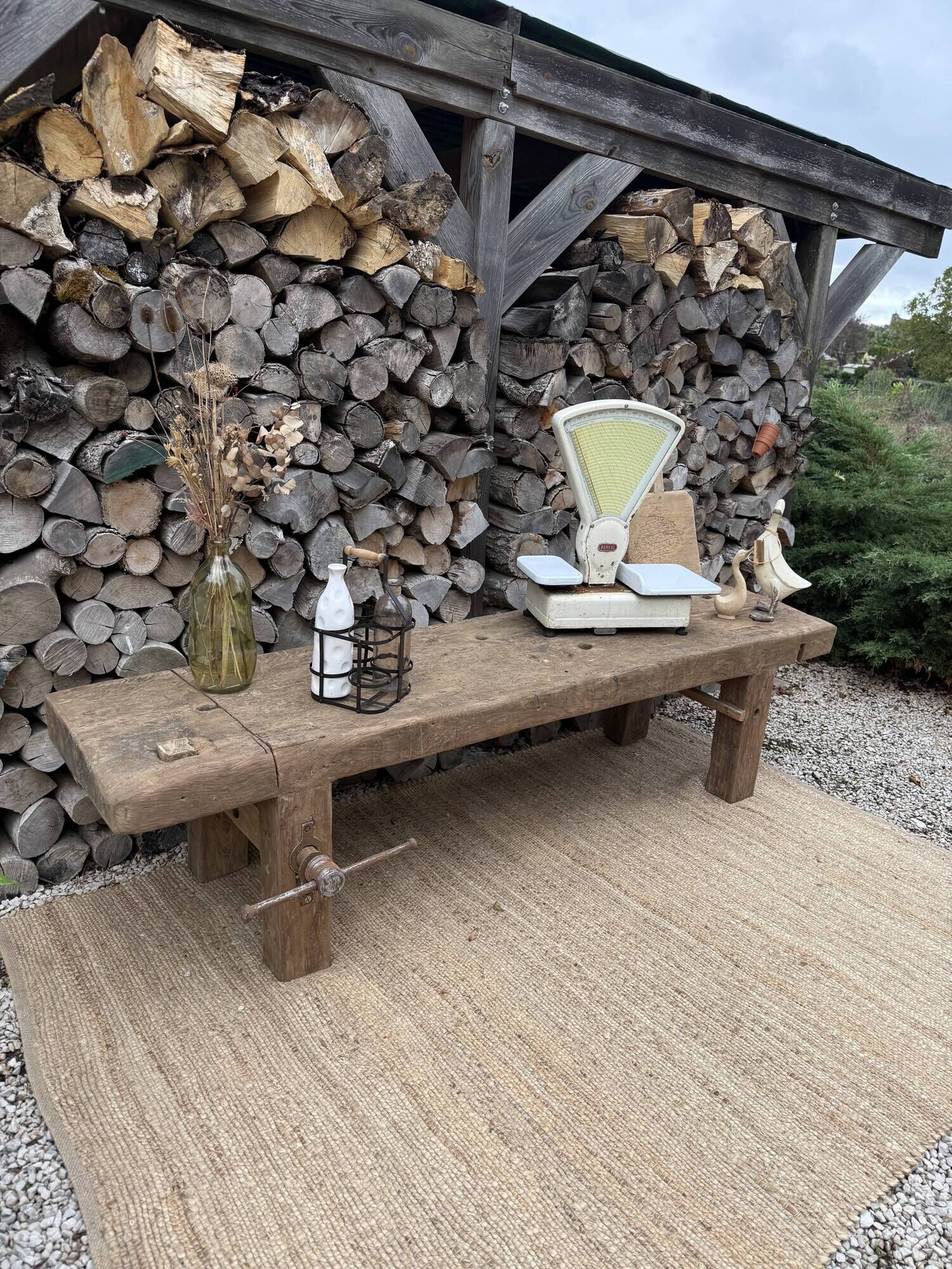low carpenter's bench / TV stand bench