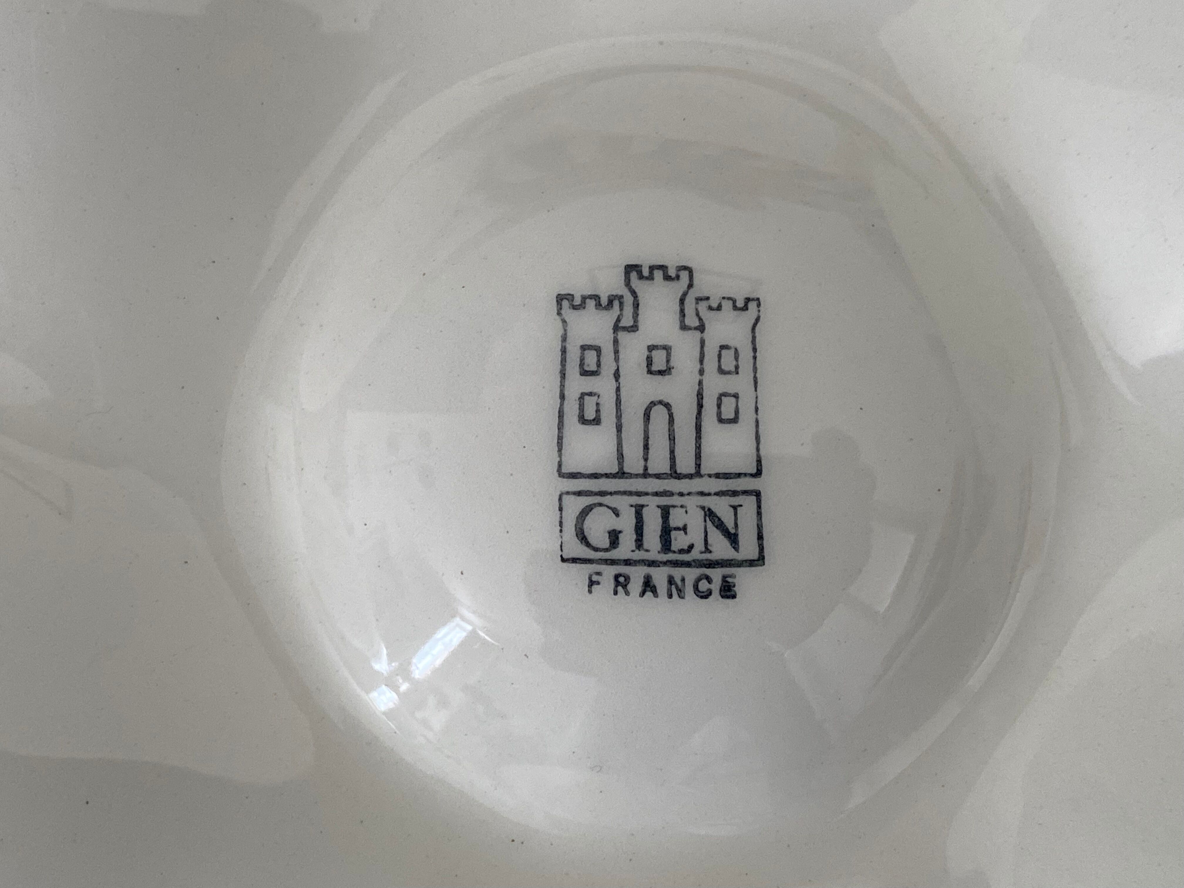 Old oyster plates from Gien