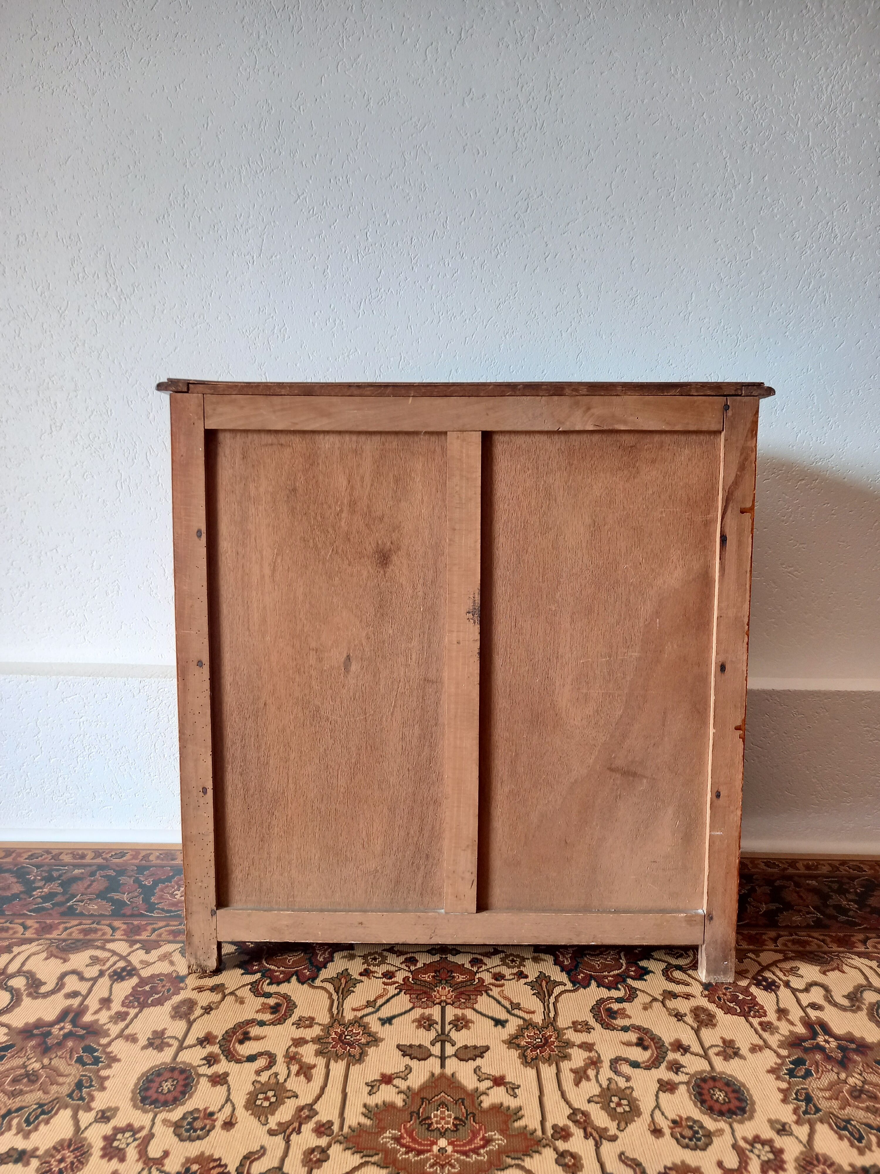 Art Deco chest of drawers