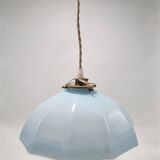 Suspension in opaline