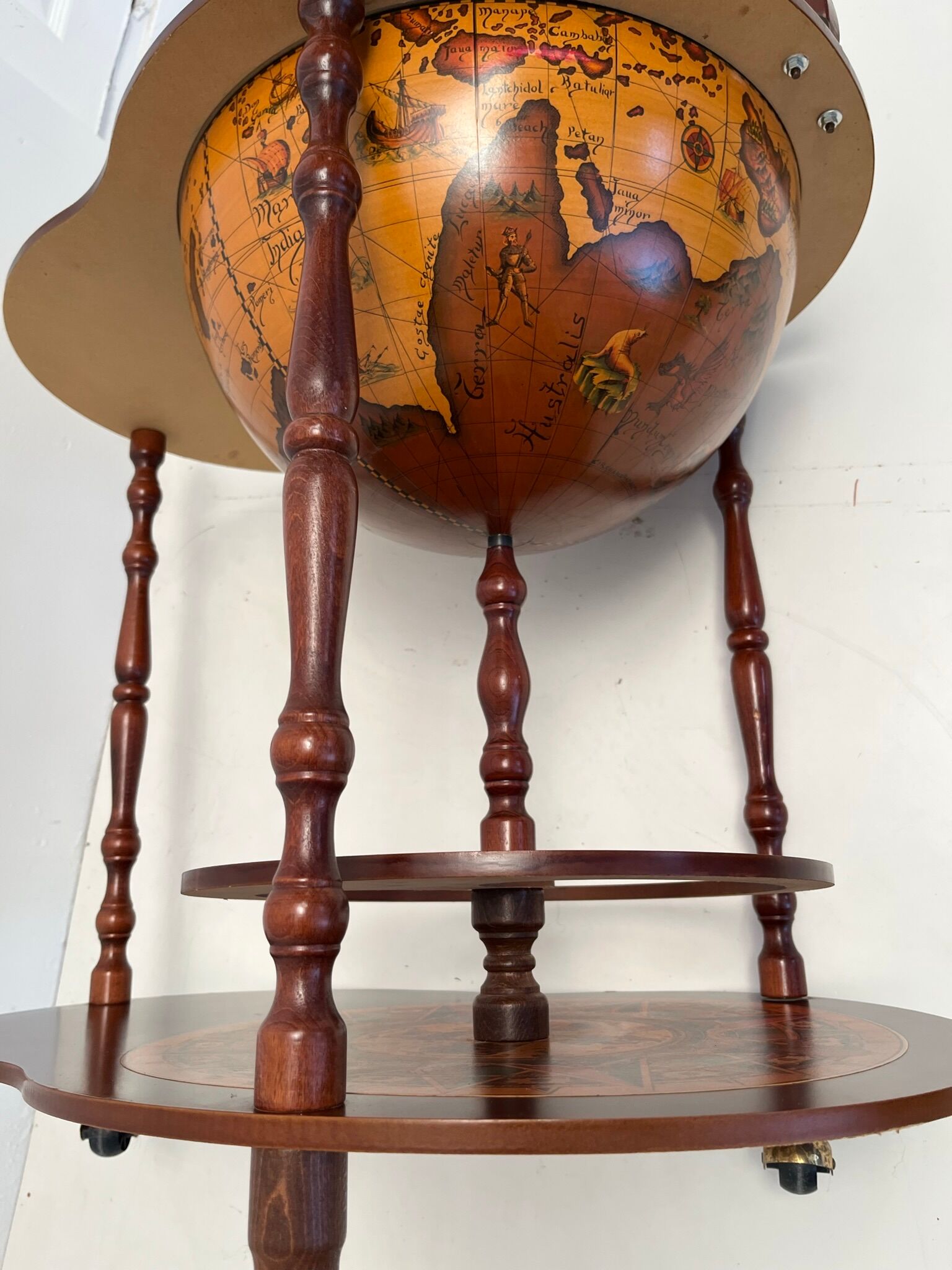 Bar cart vintage globe