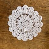 1 napperon en crochet, écru - vintage, ancien