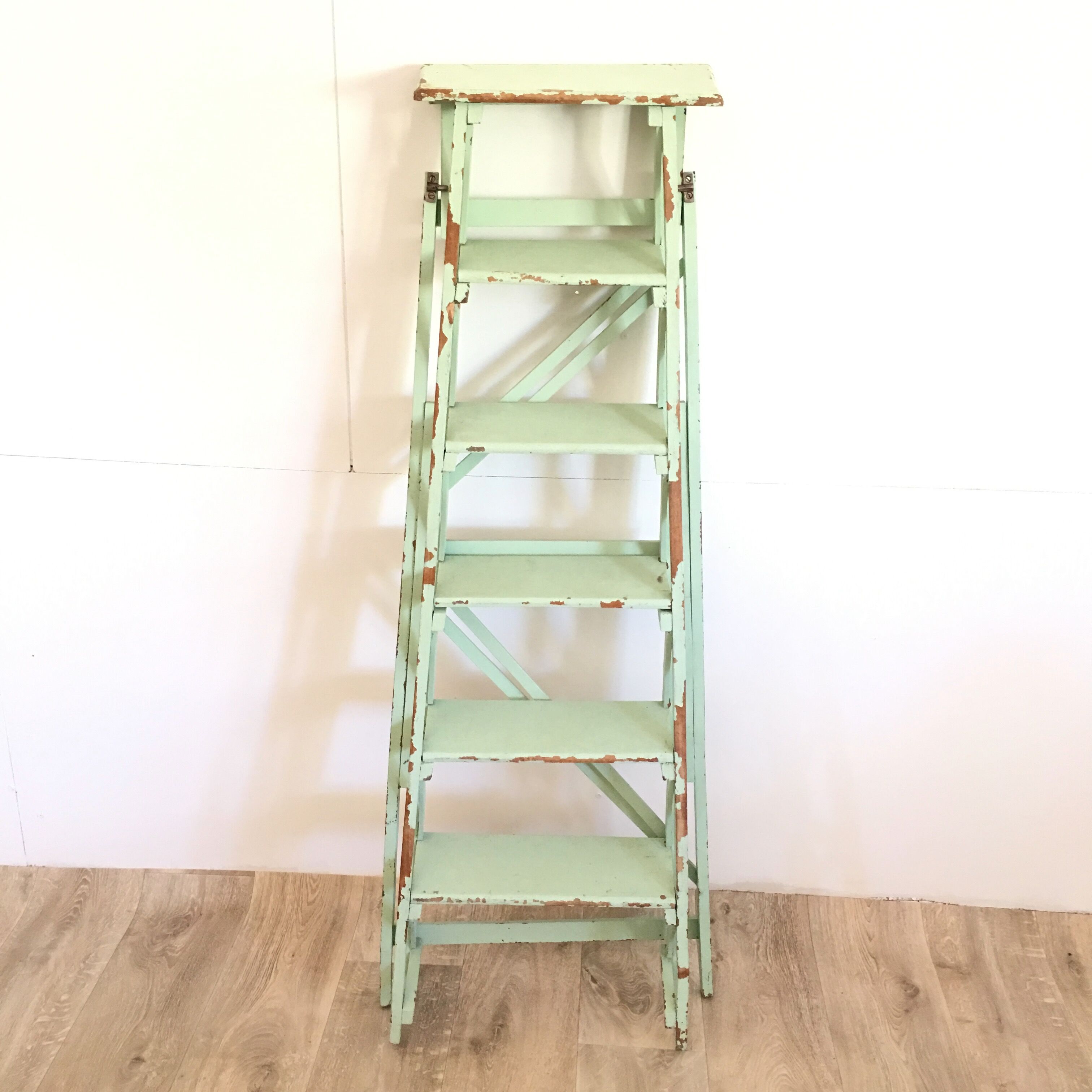 Former mint wooden stepladder