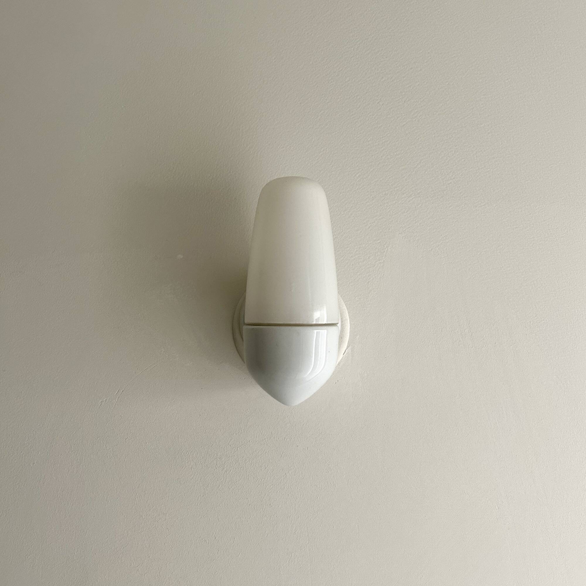 Applique en porcelaine wagenfeld 6067