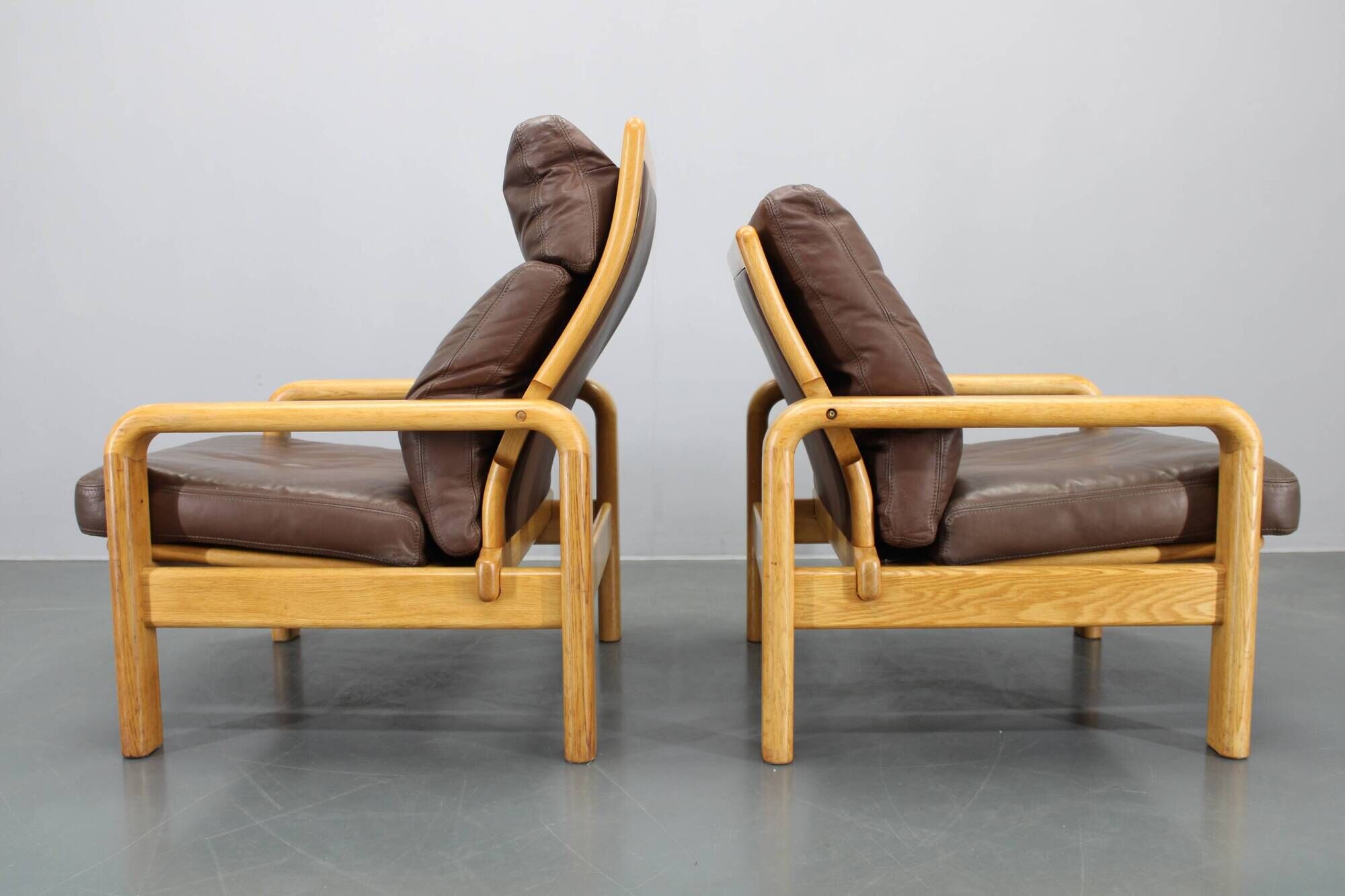 1970s L. Olsen & Søn Pair of Armchairs in Oak and Leather, Denmark