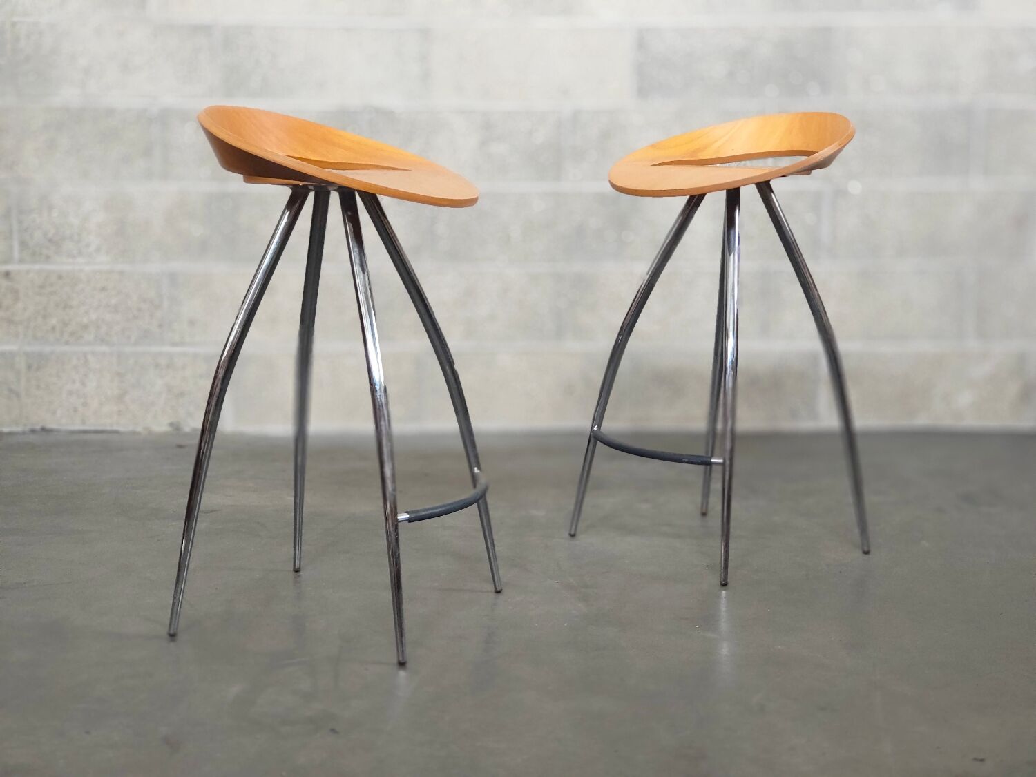 Bar stool Haut Lyra "Magis" Italy 1990