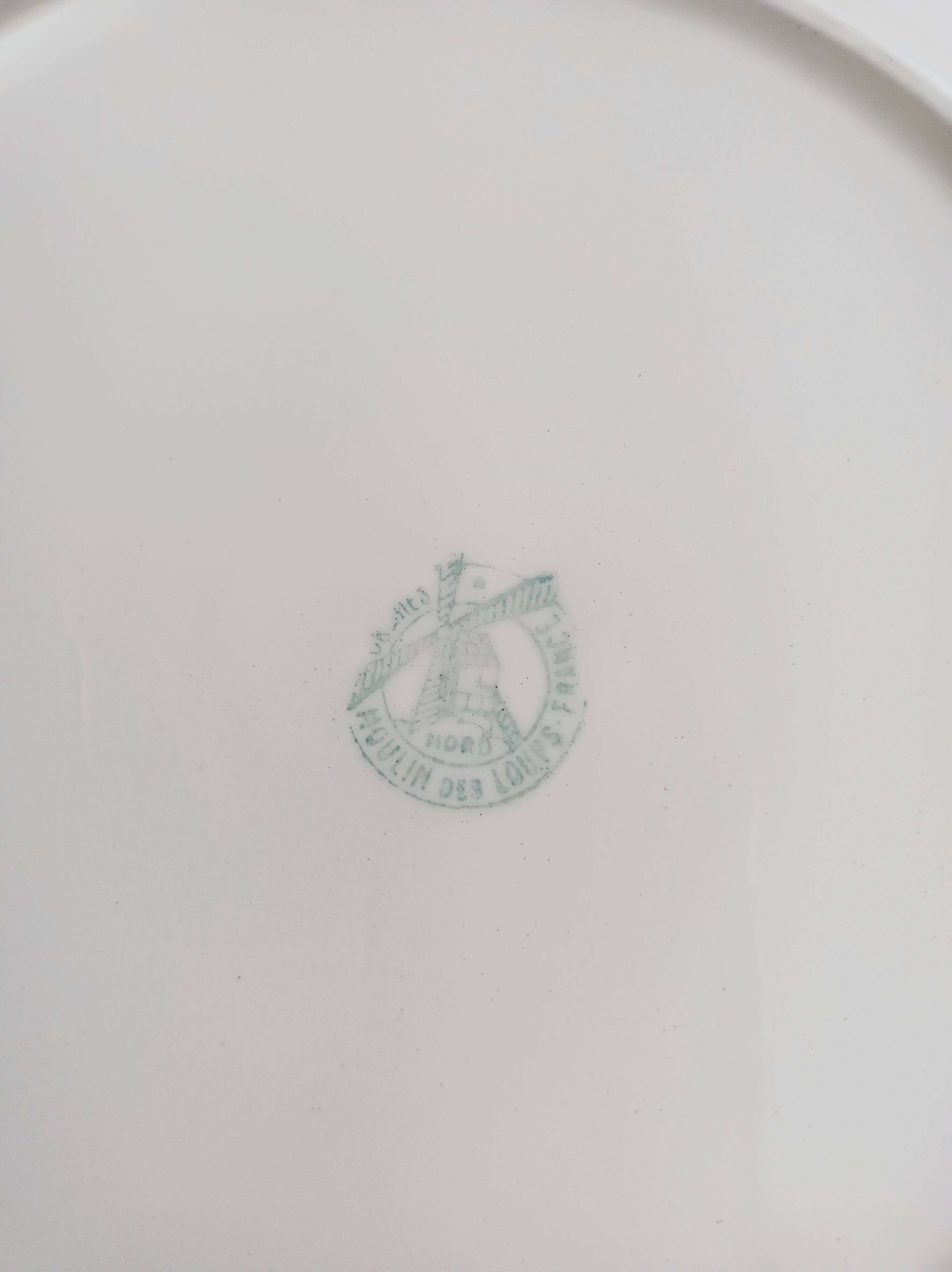 Set of 10 Moulin des Loups dinner plates, Alain