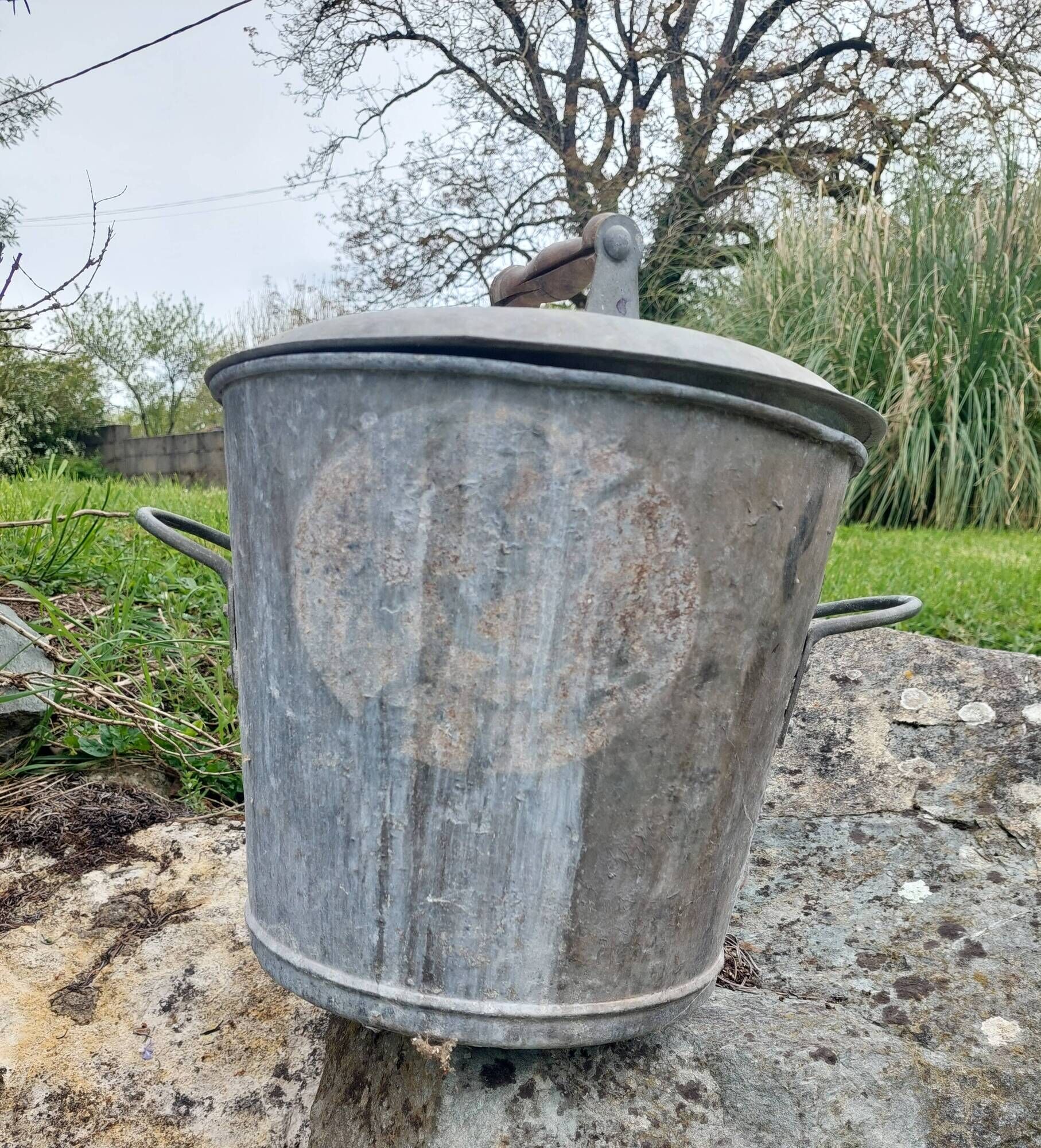 Ancienne lessiveuse en zinc galvanisé | Selency