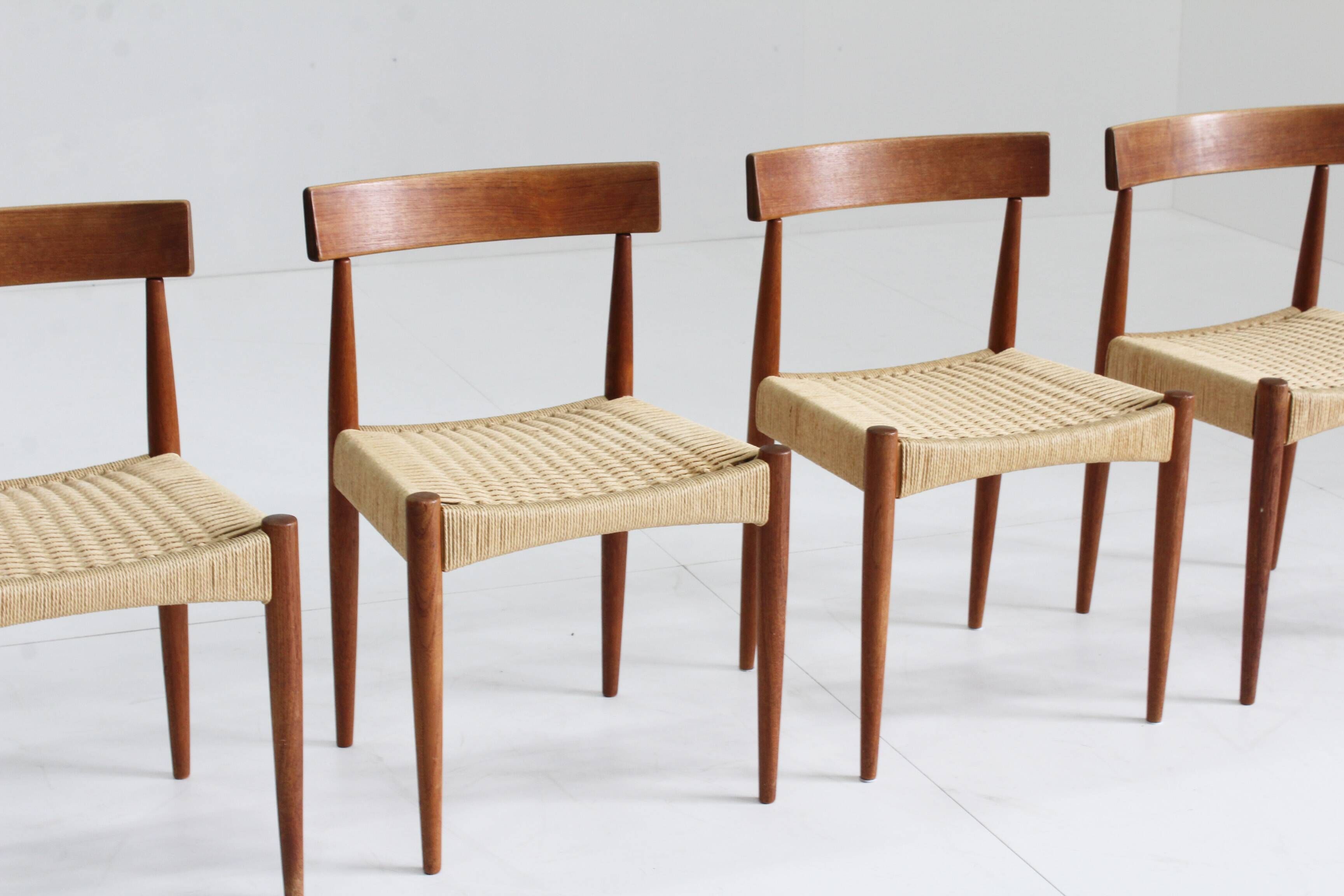 Set of 4 Paper Cord Danish Dining Chairs by Arne Hovmand-Olsen for Mogens Kold