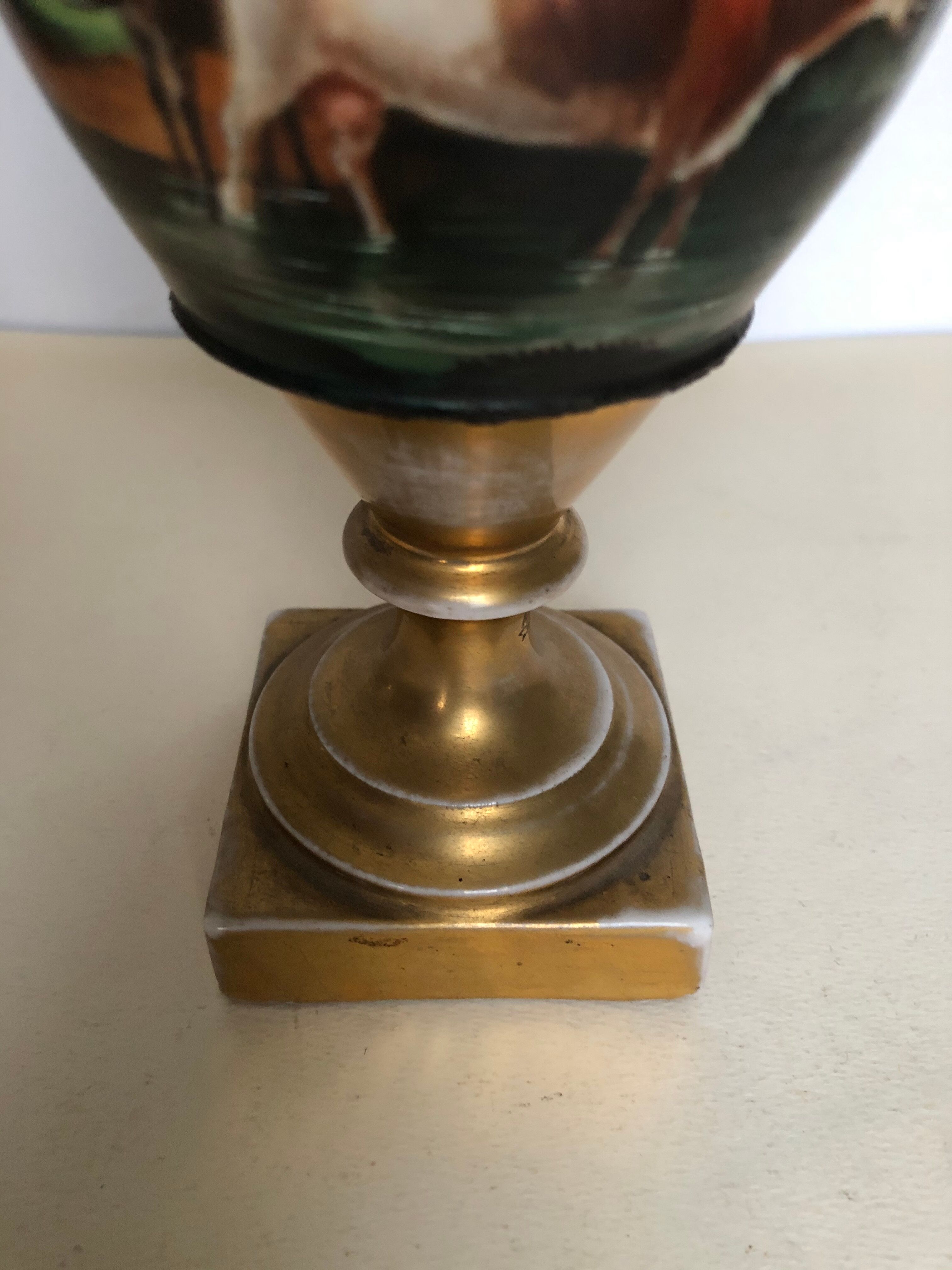 Porcelain vase from Paris Empire era
