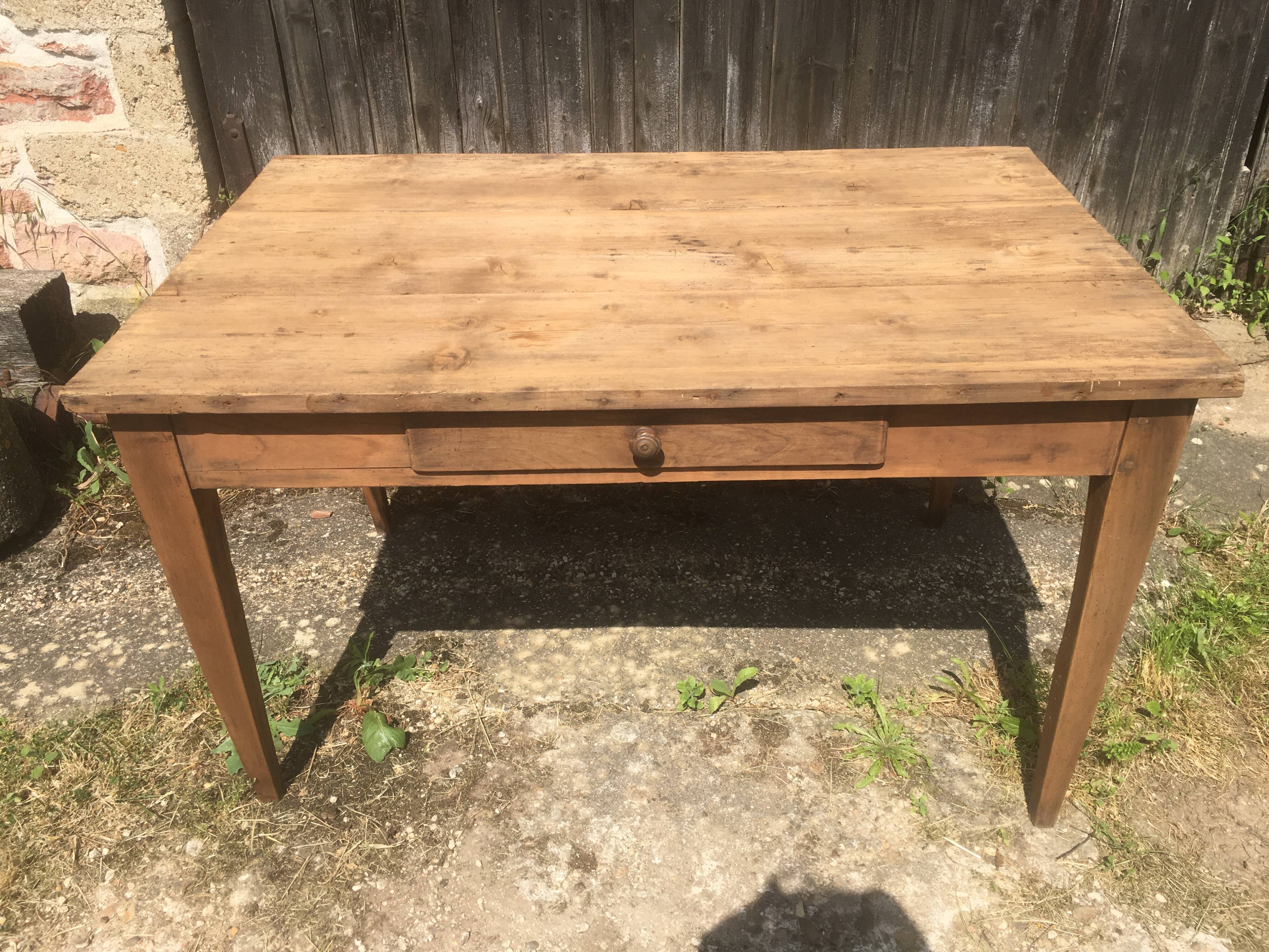 Farmhouse table with raw wood drawer